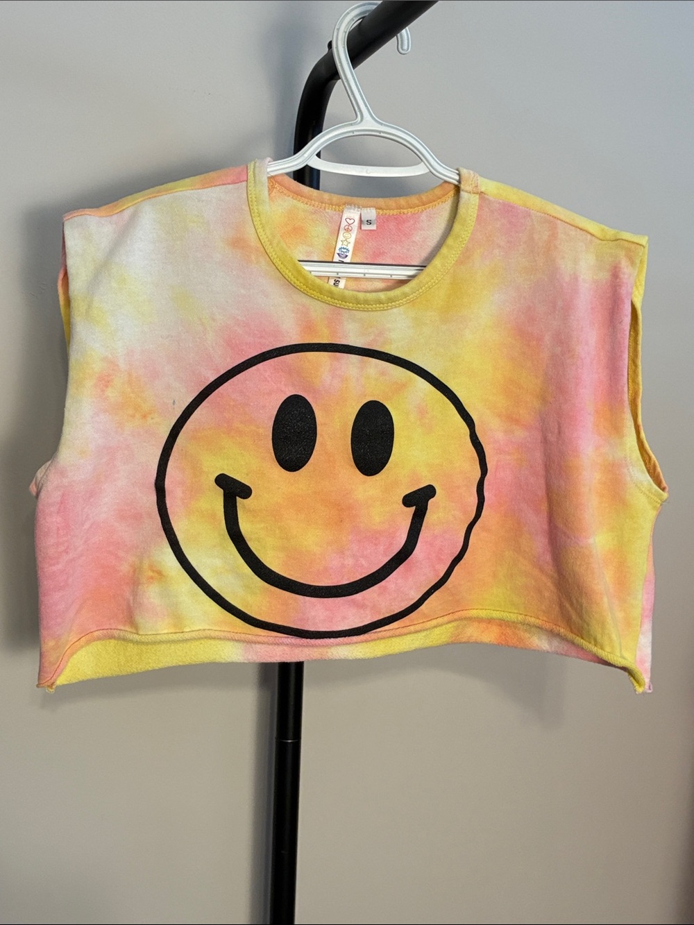 Malibu Sugar Smiley Face Tie-Dye Crop Tank Top Yellow Pink Oversized Small